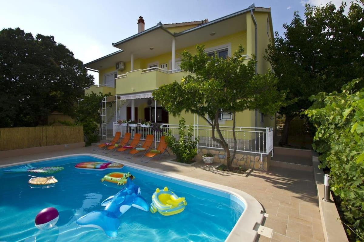 Beautiful Villa - Private Heated Pool, Parking, Bbq Near Split Solin Exterior foto