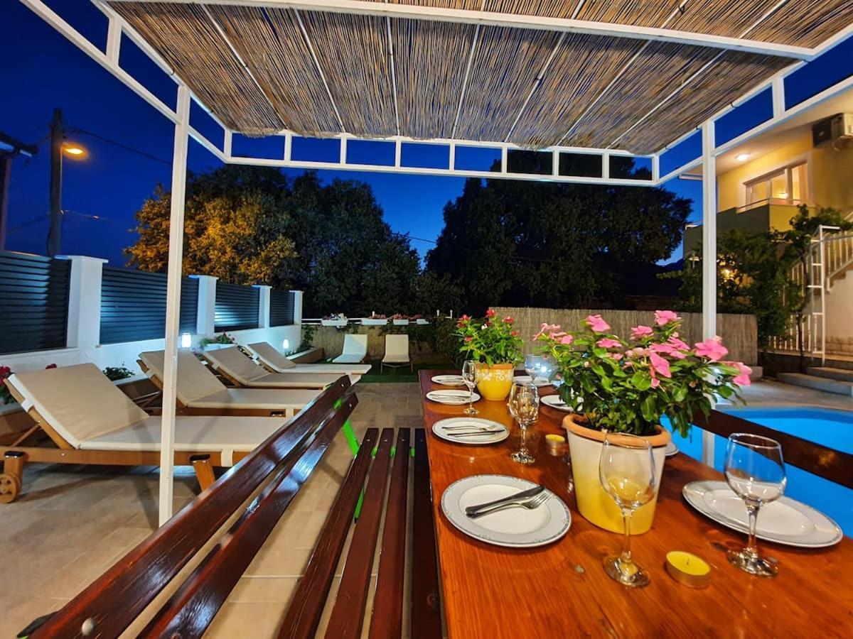 Beautiful Villa - Private Heated Pool, Parking, Bbq Near Split Solin Exterior foto